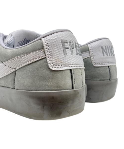 NIKE SB（ナイキエスビー）NIKE SB (ナイキエスビー) FPAR (エフピーエーアール) Blazer Low グレー サイズ:26.5の古着・服飾アイテム