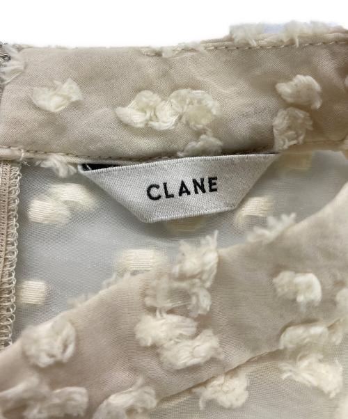 CLANE（クラネ）CLANE (クラネ) SNOW DOT JACQUARD TOPS アイボリー サイズ:１の古着・服飾アイテム