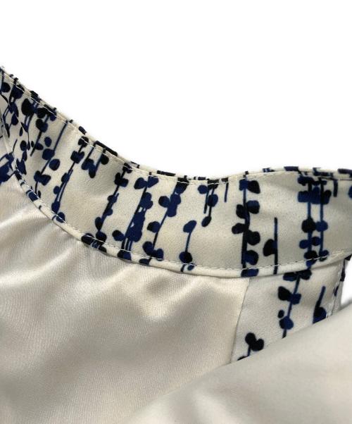 anuans（アニュアンス）anuans (アニュアンス) アブストラクトドットパターンワンピース ホワイト サイズ:Fの古着・服飾アイテム