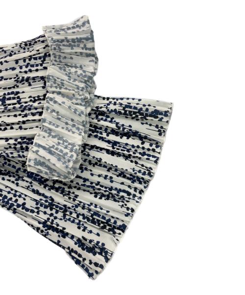 anuans（アニュアンス）anuans (アニュアンス) アブストラクトドットパターンワンピース ホワイト サイズ:Fの古着・服飾アイテム