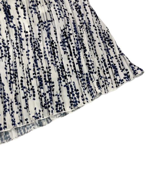 anuans（アニュアンス）anuans (アニュアンス) アブストラクトドットパターンワンピース ホワイト サイズ:Fの古着・服飾アイテム