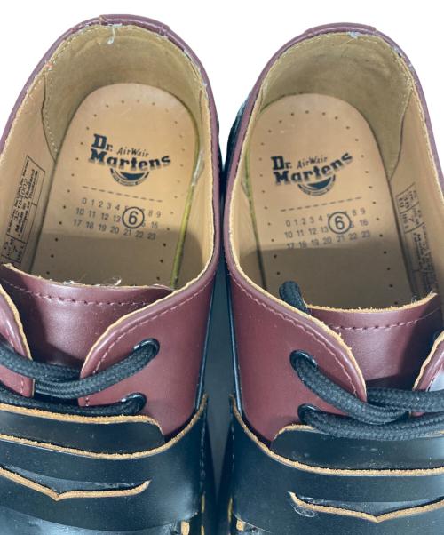 Dr.Martens（ドクターマーチン）Dr.Martens (ドクターマーチン) MM6 Maison Margiela (エムエムシックス メゾンマルジェラ) 1461PENT/コラボシューズ ブラック×レッド サイズ:UK5 EU38の古着・服飾アイテム