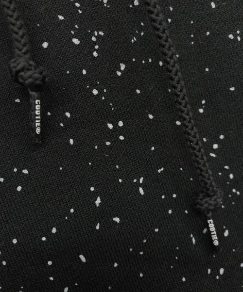 COOTIE PRODUCTIONS（クーティープロダクツ）COOTIE PRODUCTIONS (クーティープロダクツ) Splatter Print Pullover Parka ブラック サイズ:XLの古着・服飾アイテム