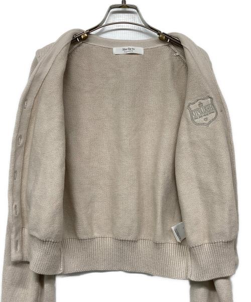 HER LIP TO（ハーリップトゥ）HER LIP TO (ハーリップトゥ) Be Mine Emblem Knit Cardigan ベージュ サイズ:Fの古着・服飾アイテム