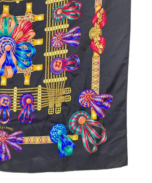 HERMES（エルメス）HERMES (エルメス) カレ90/LES RUBANS DU CHEVAL ブラックの古着・服飾アイテム