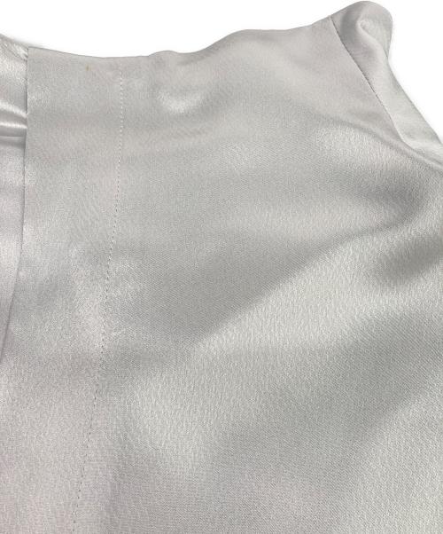 HARUNOBUMURATA（ハルノブ ムラタ）HARUNOBUMURATA (ハルノブ ムラタ) デザインノースリーブブラウス シルバー サイズ:38の古着・服飾アイテム