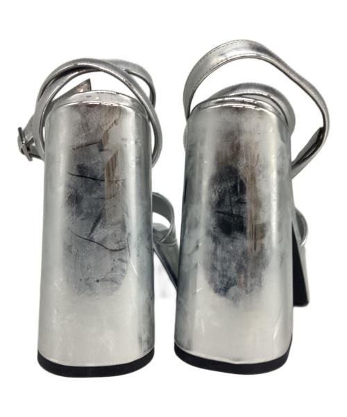 CHARLES & KEITH（チャールズアンドキース）CHARLES & KEITH (チャールズ＆キース) プラットフォーム アンクルストラップサンダル グレー サイズ:36/230(1.5)の古着・服飾アイテム