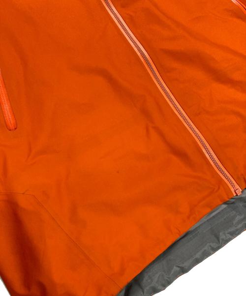 ARC'TERYX（アークテリクス）ARC'TERYX (アークテリクス) BETA JACKET/ベータジャケット オレンジ サイズ:L/Gの古着・服飾アイテム