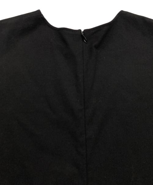 theory luxe（セオリーリュクス）theory luxe (セオリーリュクス) フリルトップス ブラック サイズ:32の古着・服飾アイテム