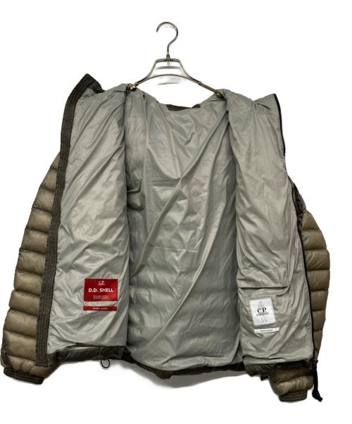 C.P COMPANY（シーピーカンパニー）C.P COMPANY (シーピーカンパニー) DD SHELL GOGGLE DOWN JACKET ベージュ サイズ:XLの古着・服飾アイテム