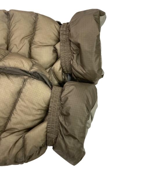 C.P COMPANY（シーピーカンパニー）C.P COMPANY (シーピーカンパニー) DD SHELL GOGGLE DOWN JACKET ベージュ サイズ:XLの古着・服飾アイテム