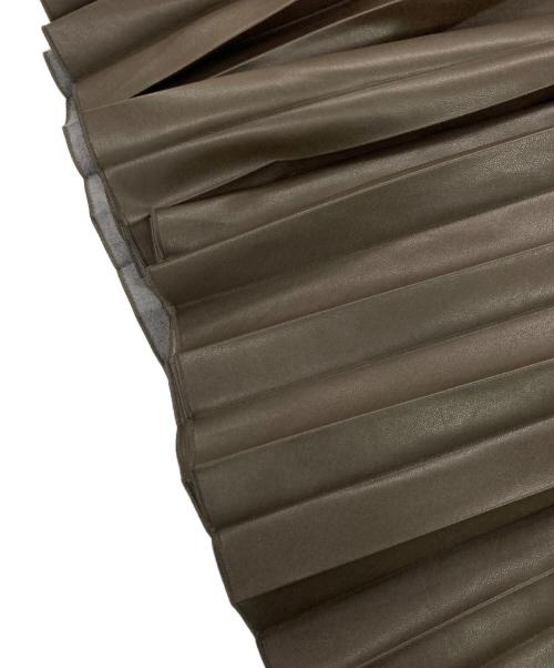 DRAWER（ドゥロワー）DRAWER (ドゥロワー) エコレザー プリーツスカート ブラウン サイズ:38の古着・服飾アイテム