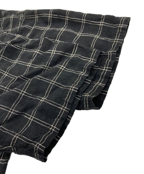 VAN HEUSEN（ヴァンヒューセン/バンヒューゼン）VAN HEUSEN (ヴァンヒューセン/バンヒューゼン) 90’SワイドS/Sシャツ ブラック サイズ:XLの古着・服飾アイテム