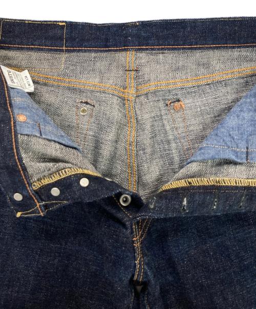 EIGHT G（エイトジー）EIGHT G (エイトジー) 大戦モデル ナローストレートジーンズ インディゴ サイズ:33×34の古着・服飾アイテム