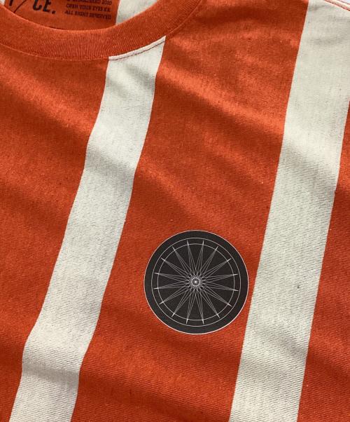 F/CE.（エフシーイー）F/CE. (エフシーイー) STRIPE GAME TEE オレンジ サイズ:S 未使用品の古着・服飾アイテム