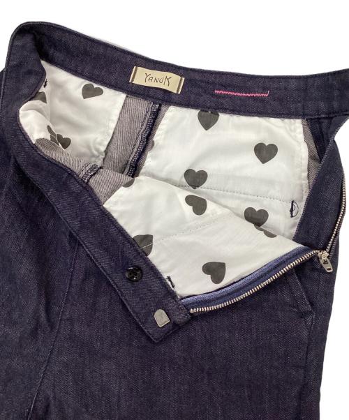 YANUK（ヤヌーク）YANUK (ヤヌーク) クロップドテーパード デニムパンツ インディゴ サイズ:Sの古着・服飾アイテム