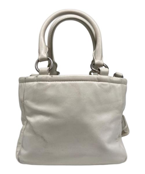 MIU MIU（ミュウミュウ）MIU MIU (ミュウミュウ) 2WAYバッグ アイボリーの古着・服飾アイテム