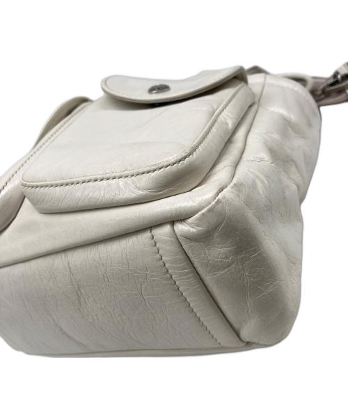 MIU MIU（ミュウミュウ）MIU MIU (ミュウミュウ) 2WAYバッグ アイボリーの古着・服飾アイテム