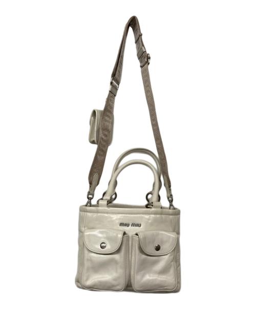 MIU MIU（ミュウミュウ）MIU MIU (ミュウミュウ) 2WAYバッグ アイボリーの古着・服飾アイテム