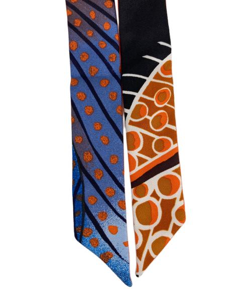 HERMES（エルメス）HERMES (エルメス) ツイリースカーフ オレンジ×ブルーの古着・服飾アイテム