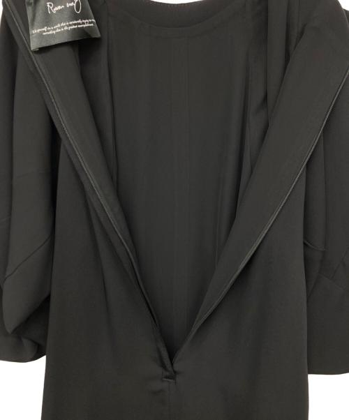 Room no.8（ルームエイト）Room no.8 (ルームエイト) MAT SATIN VOLUME/S DRESS ブラック サイズ:2の古着・服飾アイテム