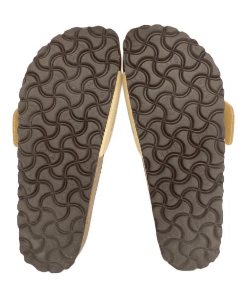 BIRKENSTOCK（ビルケンシュトック）BIRKENSTOCK (ビルケンシュトック) Madrid Big Buckle ベージュ サイズ:22.5の古着・服飾アイテム