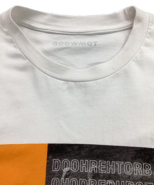 TOM WOOD（トムウッド）TOM WOOD (トムウッド) プリントTシャツ ホワイト サイズ:記載なしの古着・服飾アイテム