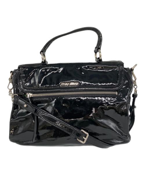 MIU MIU（ミュウミュウ）MIU MIU (ミュウミュウ) エナメルショルダーバッグ ブラックの古着・服飾アイテム