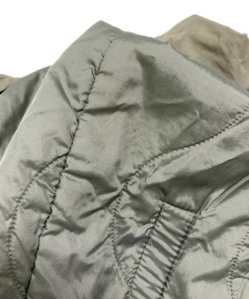 US ARMY（ユーエスアーミー）US ARMY (ユーエスアーミー) GEN3 LEVEL7 JACKET / エクワックス グリーン サイズ:M REGの古着・服飾アイテム
