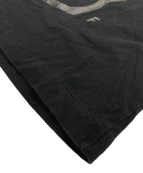 COMME des GARCONS HOMME PLUS（コムデギャルソンオムプリュス）COMME des GARCONS HOMME PLUS (コムデギャルソンオムプリュス) プリントTシャツ ブラック サイズ:Sの古着・服飾アイテム