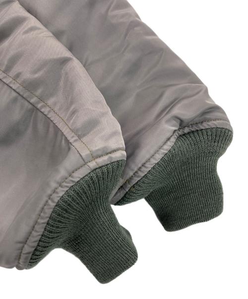 TOYS MCCOY（トイズマッコイ）TOYS McCOY (トイズマッコイ) TYPE L-2B “85TH FIS GLOBES GREATEST/フライトジャケット カーキ サイズ:XXLの古着・服飾アイテム