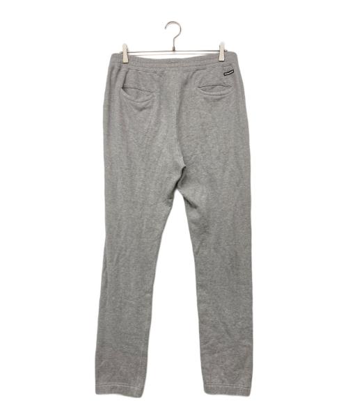 F.C.R.B.（エフシーレアルブリストル）F.C.R.B. (エフシーレアルブリストル) EMBLEM SWEAT PANTS/エンブレムスウェットパンツ グレー サイズ:XLの古着・服飾アイテム