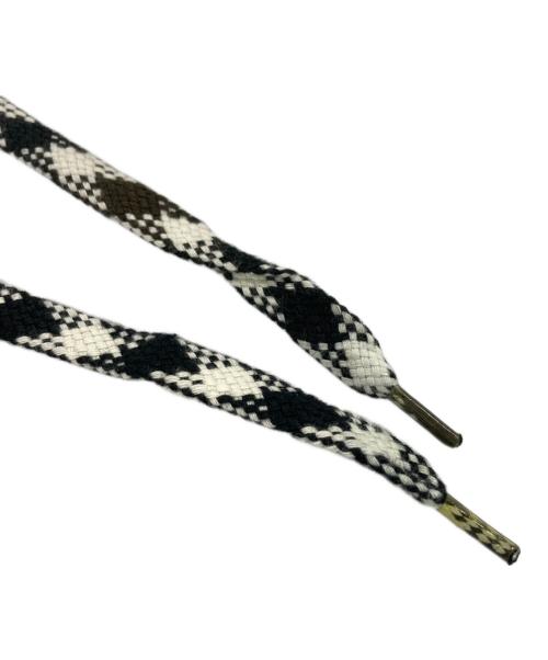 chinatsu aoyama（チナツ アオヤマ）chinatsu aoyama (チナツ アオヤマ) RE Border Zip Parka ホワイト×ブラック サイズ:Fの古着・服飾アイテム