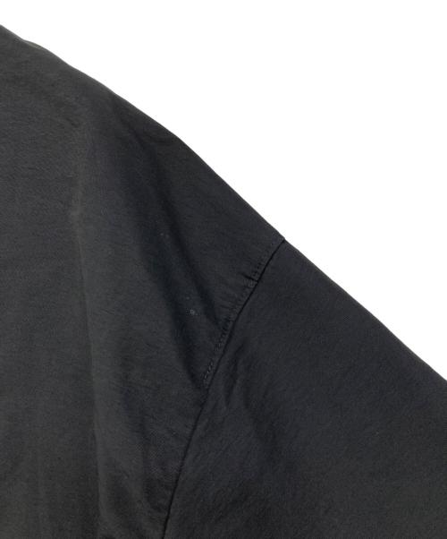 休日と詩（キュウジツトウタ）休日と詩 (キュウジツトウタ) ステンカラーコート ブラック サイズ:記載なしの古着・服飾アイテム