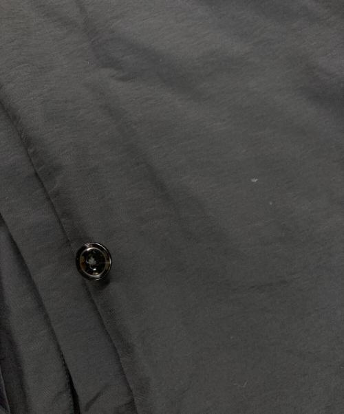 休日と詩（キュウジツトウタ）休日と詩 (キュウジツトウタ) ステンカラーコート ブラック サイズ:記載なしの古着・服飾アイテム