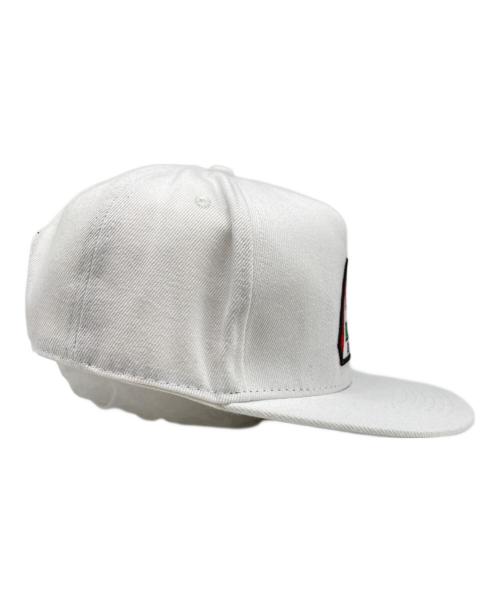 PALACE（パレス）PALACE (パレス) ロゴキャップ ホワイト サイズ:無しの古着・服飾アイテム