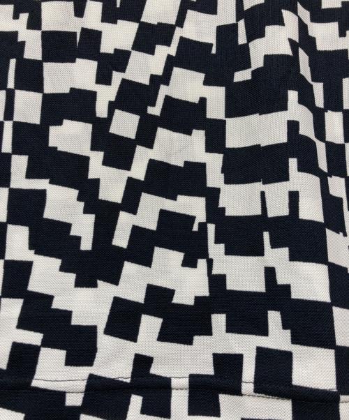 DESCENTE GOLF（デサントゴルフ）DESCENTE GOLF (デサントゴルフ) 総柄ポロシャツ ホワイト×ブラック サイズ:XOの古着・服飾アイテム