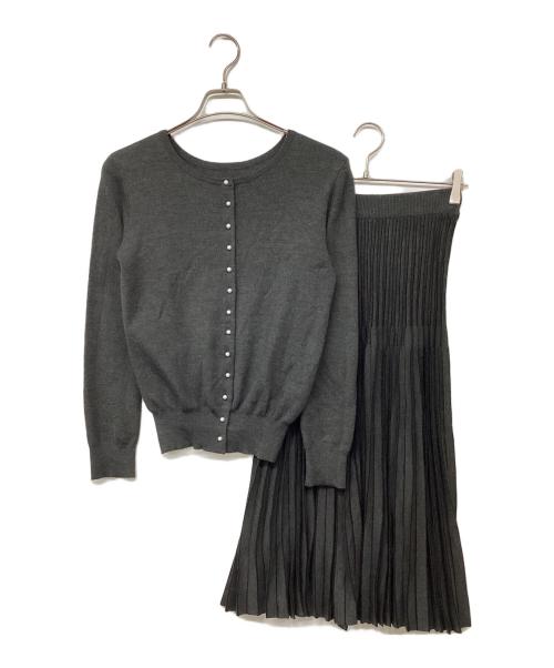 自由区（ジユウク）自由区 (ジユウク) パールモチーフニットセットアップ グレー サイズ:32の古着・服飾アイテム