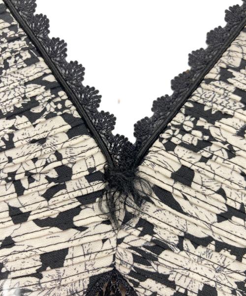 HER LIP TO（ハーリップトゥ）HER LIP TO (ハーリップトゥ) レーストリムフローラルドレス花柄ワンピース ブラック×ベージュ サイズ:Mの古着・服飾アイテム