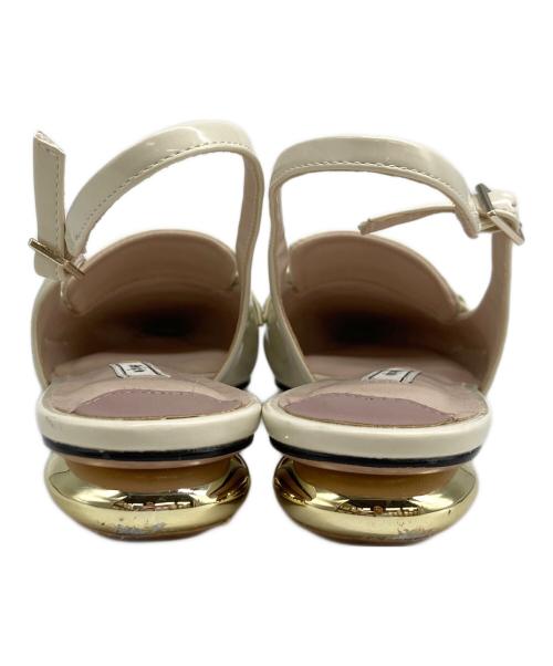 HER LIP TO（ハーリップトゥ）HER LIP TO (ハーリップトゥ) Bit Slingback Mules アイボリー サイズ:37の古着・服飾アイテム