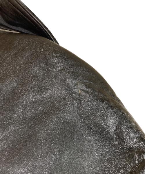 GVF IMPERCUIR GRAULHET（ジーブイエフ）GVF IMPERCUIR GRAULHET (ジーブイエフ) コルビジェジャケット ブラック サイズ:不明の古着・服飾アイテム