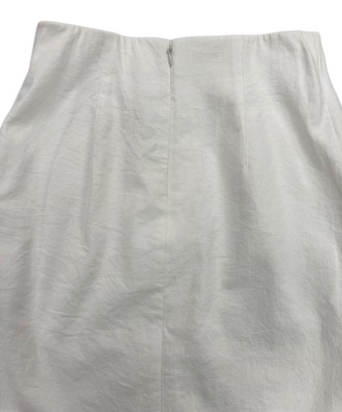 NOLLEY'S（ノーリーズ）NOLLEY'S (ノーリース) タイトスカート ホワイト サイズ:36 未使用品の古着・服飾アイテム