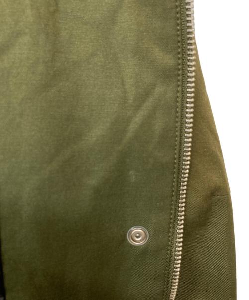 BARNEYS NEWYORK（バーニーズ・ニューヨーク）BARNEYS NEWYORK (バーニーズ・ニューヨーク) ダウンライナー付フーデッドコート グリーン サイズ:40の古着・服飾アイテム