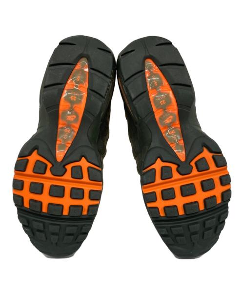 NIKE（ナイキ）NIKE (ナイキ) スニーカー カーキ×オレンジ サイズ:24.5cmの古着・服飾アイテム