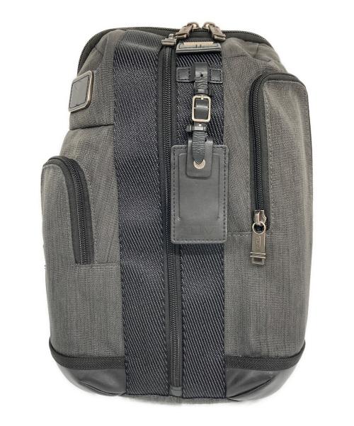 TUMI（トゥミ）TUMI (トゥミ) Higgins Sling/ショルダーバッグ グレーの古着・服飾アイテム