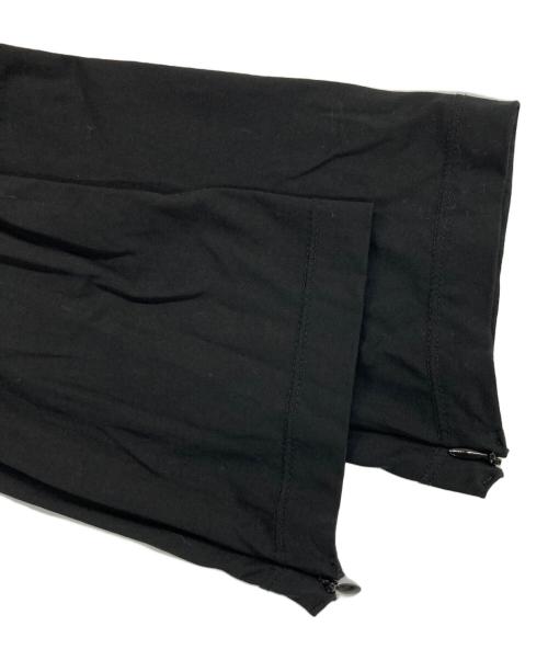 ASTERLET（アステレット）ASTERLET (アステレット) ジップ クルーネック フレアスリーブカットソー ブラック サイズ:記載なしの古着・服飾アイテム