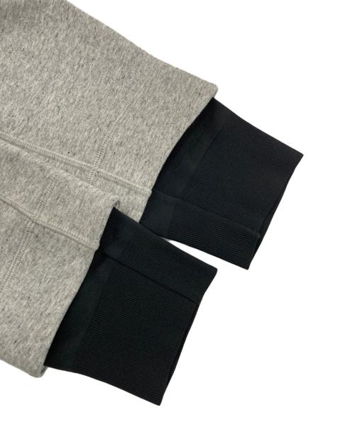 NIKE（ナイキ）NIKE (ナイキ) sacai (サカイ) フリース パンツ/スウェットパンツ グレー サイズ:Sの古着・服飾アイテム