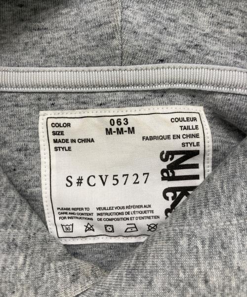 NIKE（ナイキ）NIKE (ナイキ) sacai (サカイ) NRG Pullover Hoodie/プルオーバーフーディー グレー サイズ:Mの古着・服飾アイテム