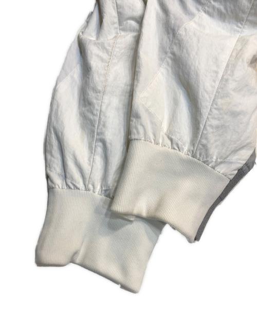 NIKE（ナイキ）NIKE (ナイキ) sacai (サカイ) NRG LAYERED JKT/NRGレイヤードジャケット グレー サイズ:Mの古着・服飾アイテム