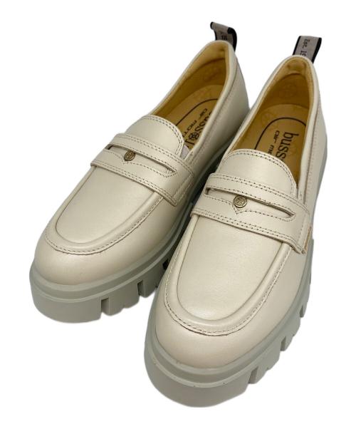 bussola（ブソラ）bussola (ブソラ) 厚底コインローファー アイボリー サイズ:38の古着・服飾アイテム